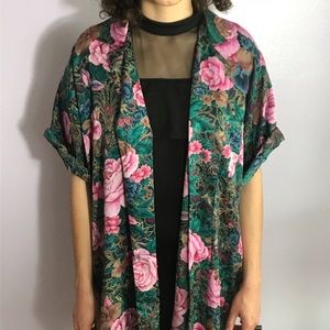 Floral thrifted kimono